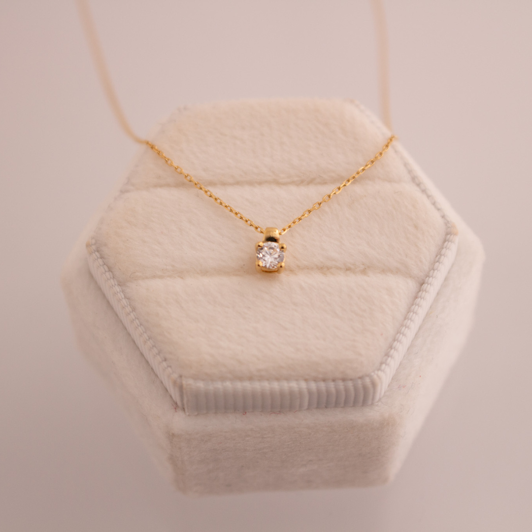 Collar punto de luz mini diamante