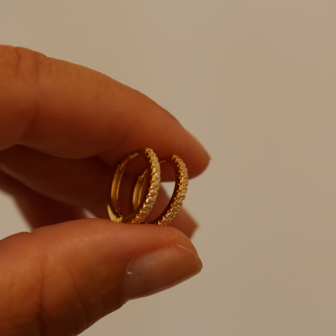 Aros minimal circonitas blancas