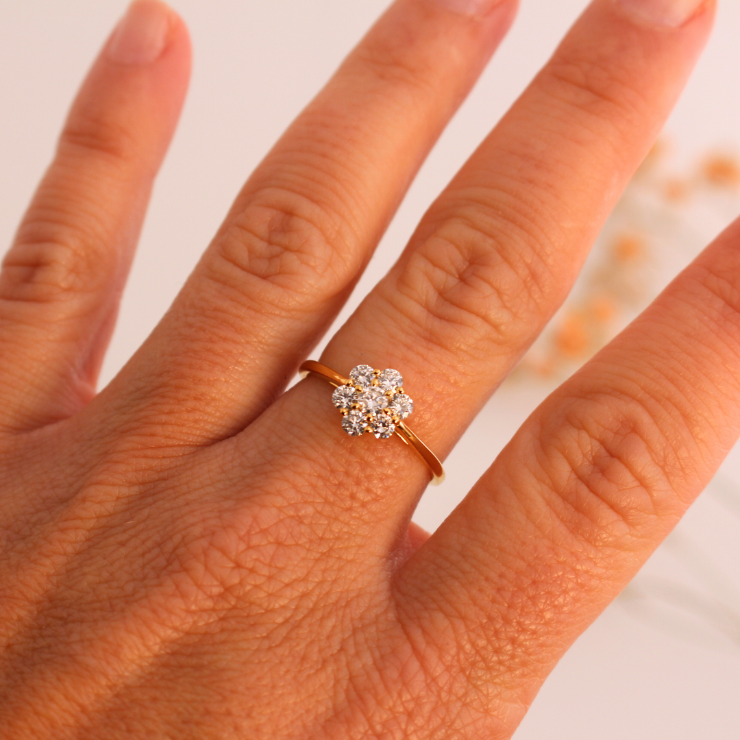 Anillo rosetón diamantes LAB