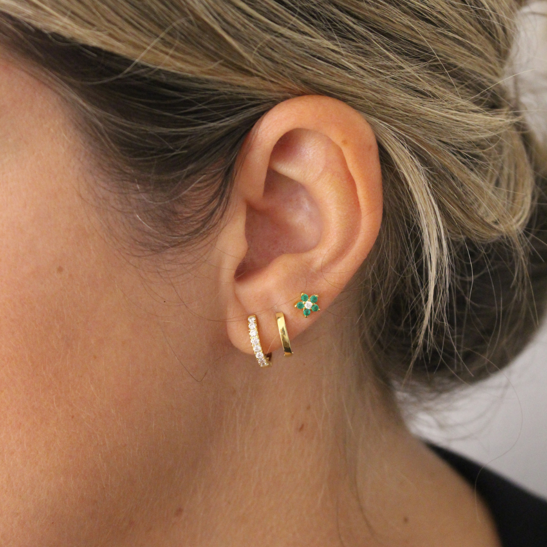 Aritos minimal oro amarillo