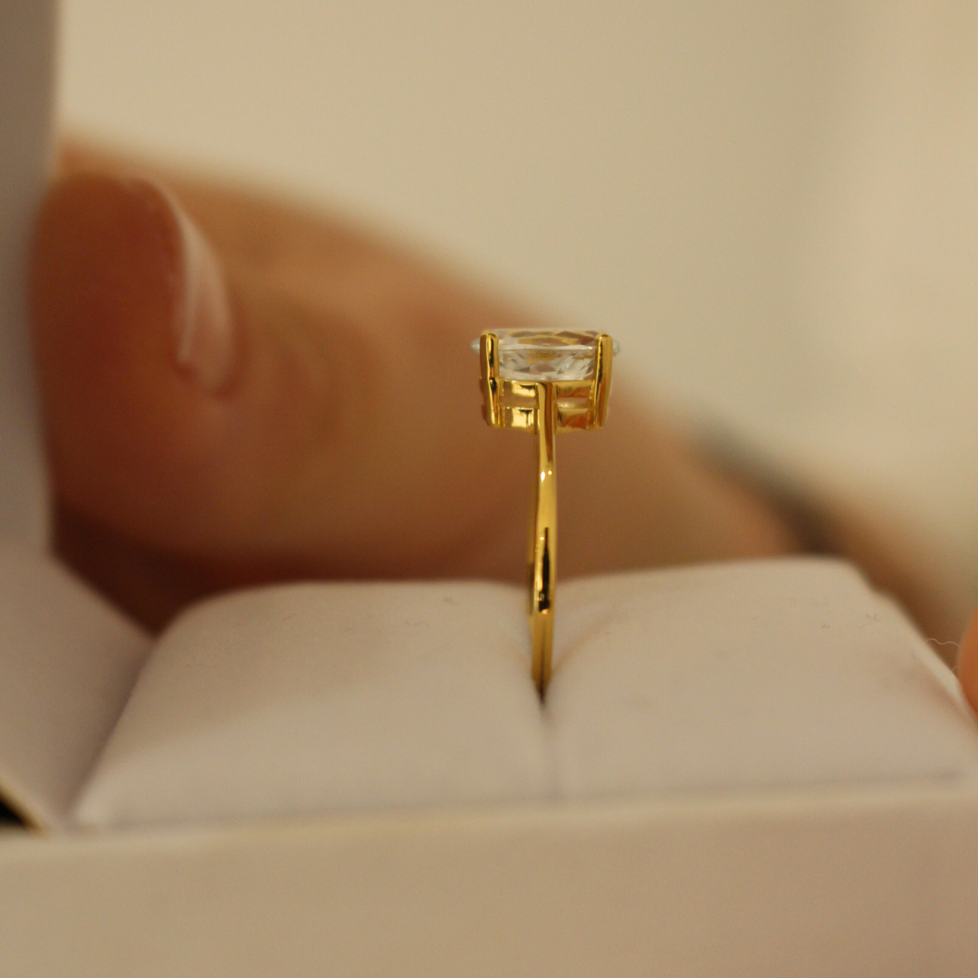 Anillo Aguamarina 9K