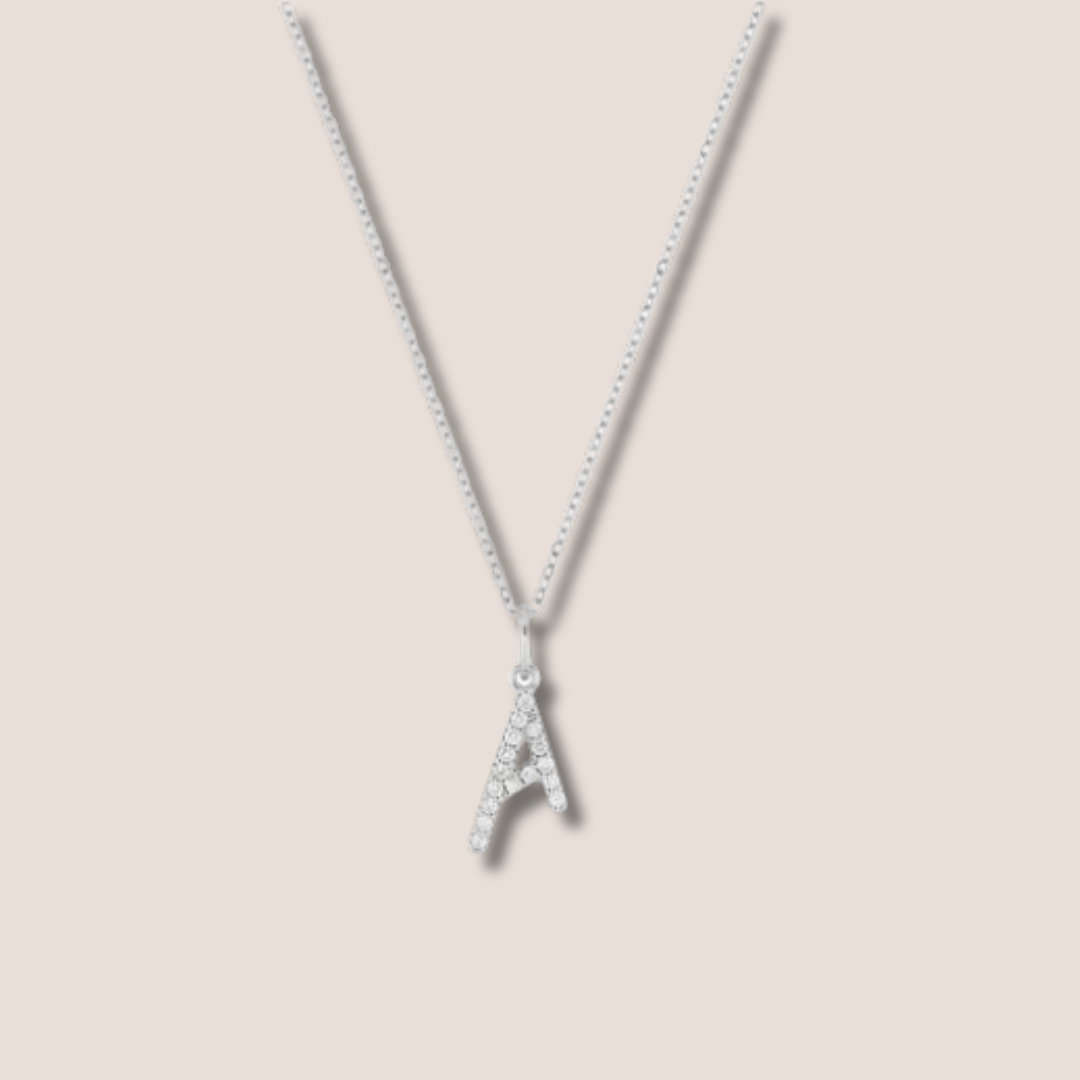 Collar Inicial oro blanco y diamantes