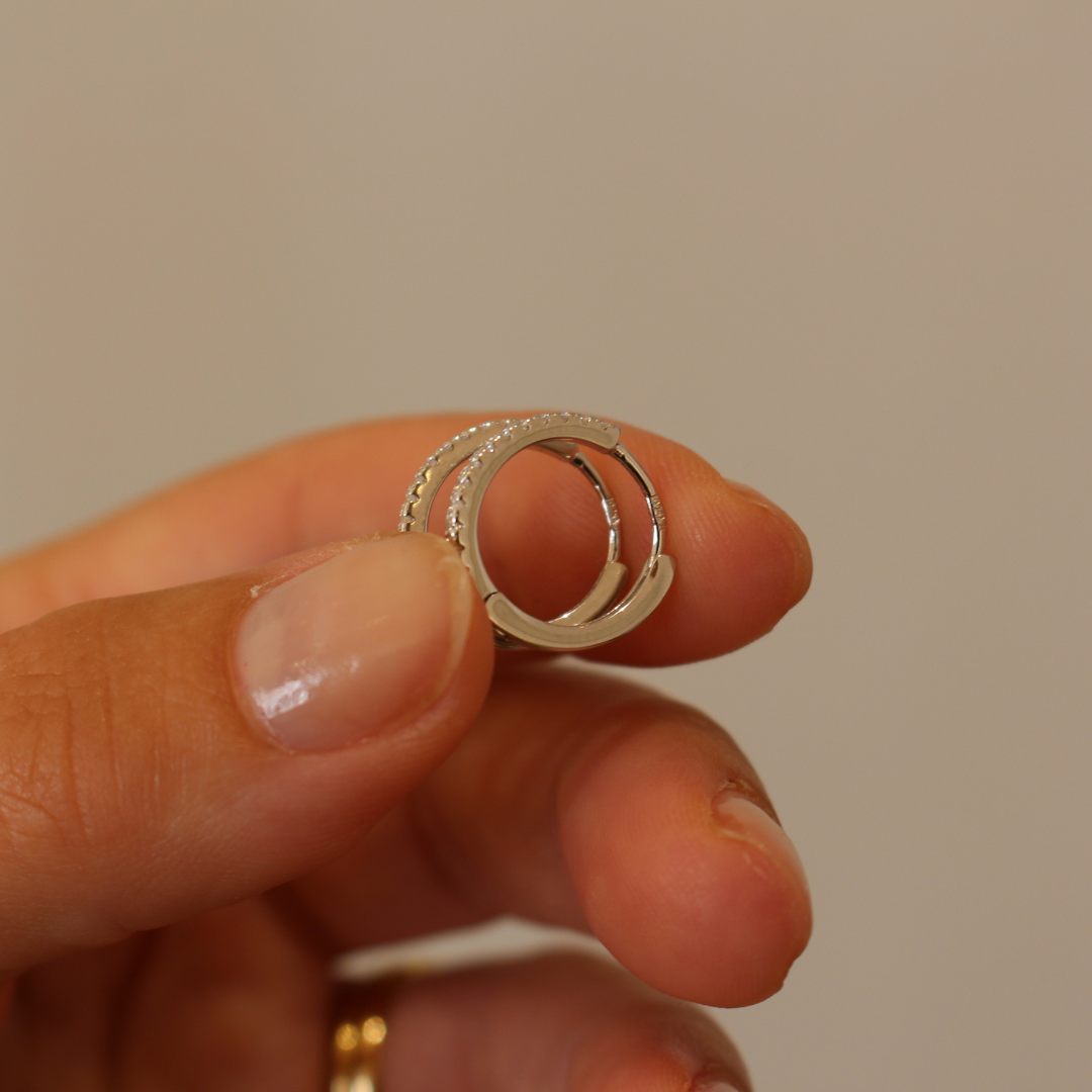 Aros minimal circonitas blancas