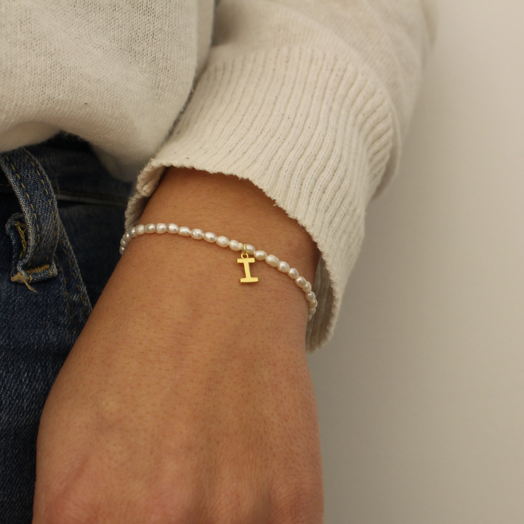 Pulsera perlas inicial