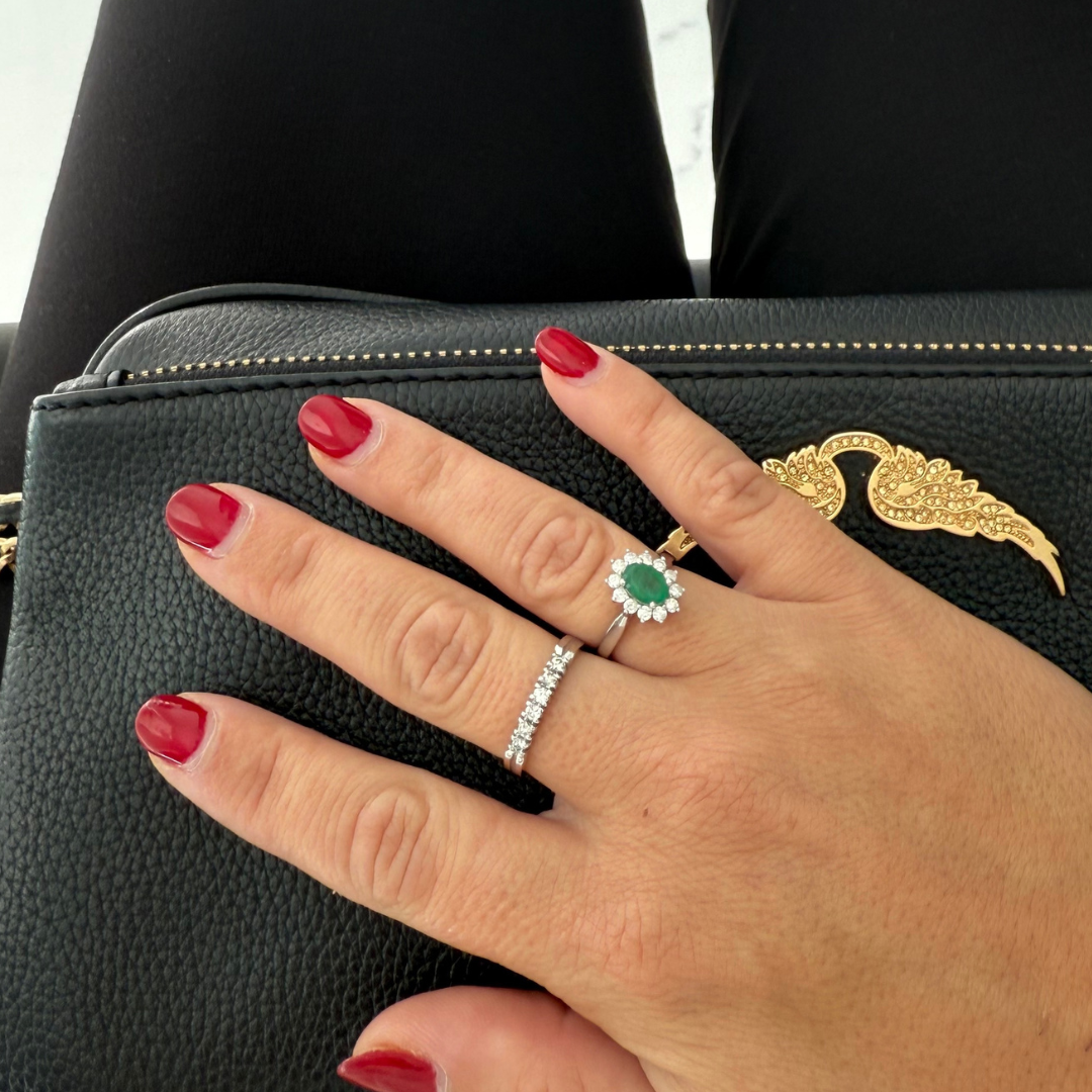 Anillo rosetón esmeralda