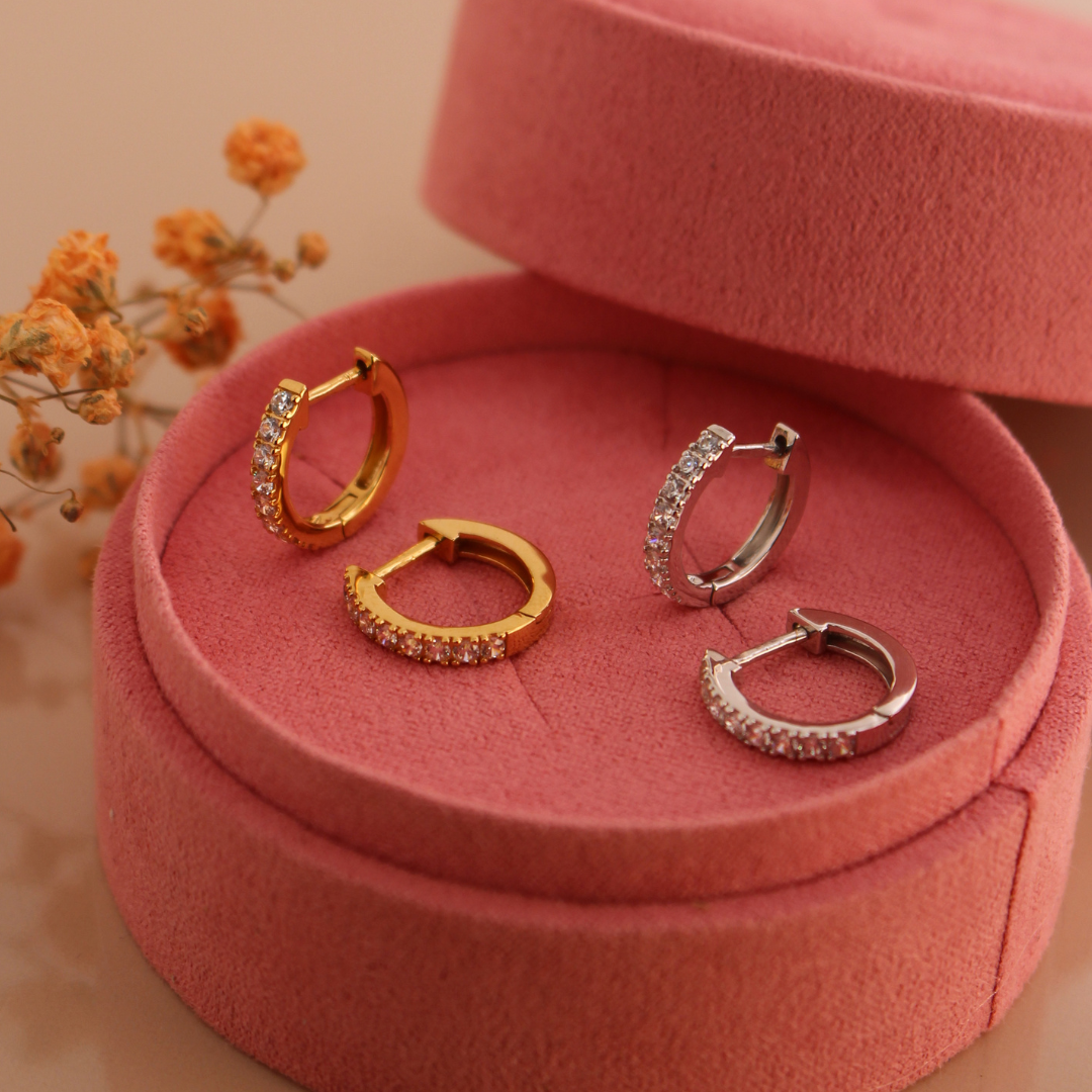 Aritos minimal oro amarillo