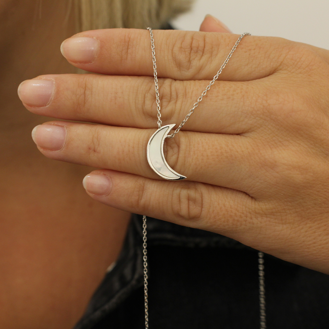 Collar luna de nácar