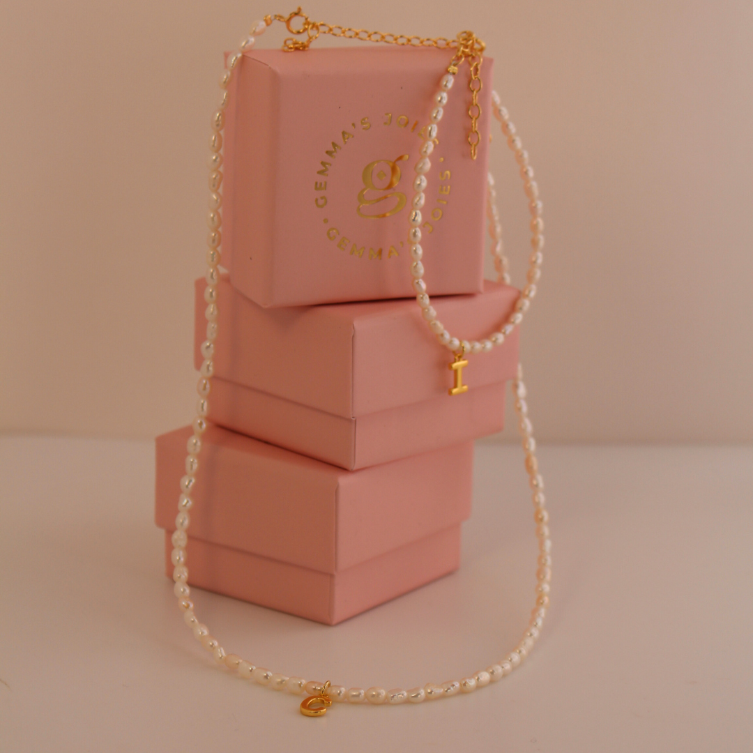 Pulsera perlas inicial