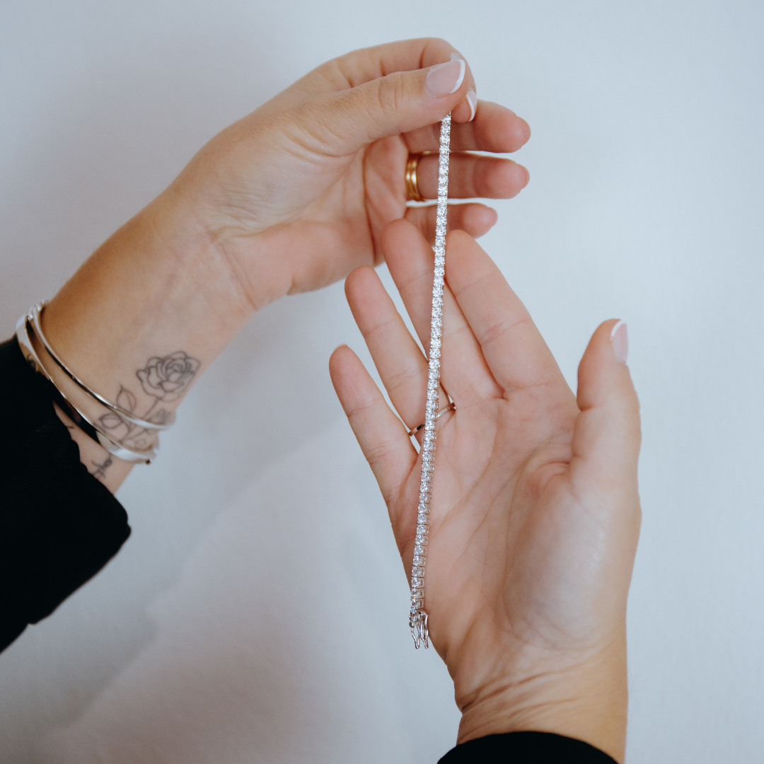 Pulsera riviere piedra mediana