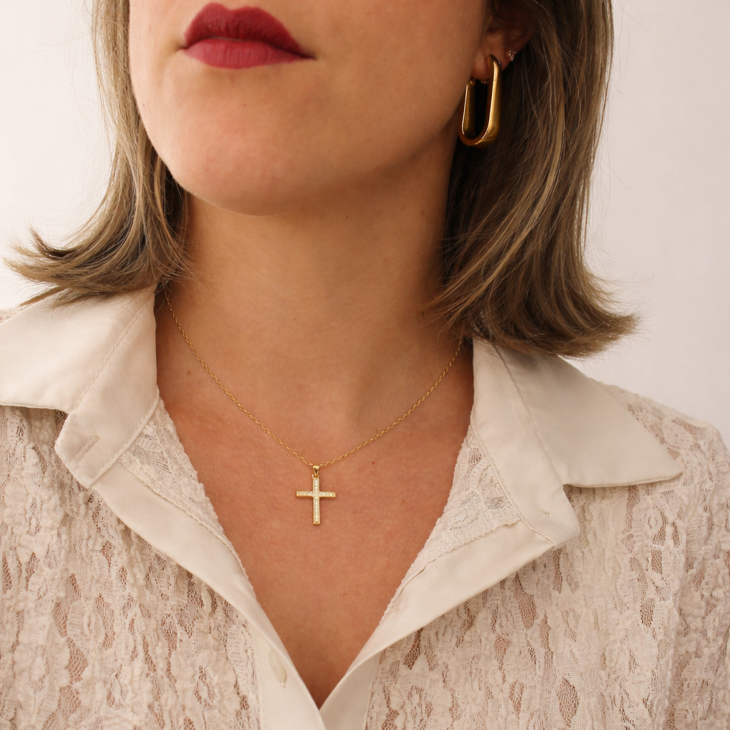 Collar cruz