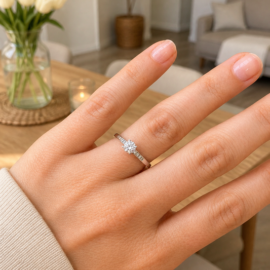 Anillo solitario oro blanco