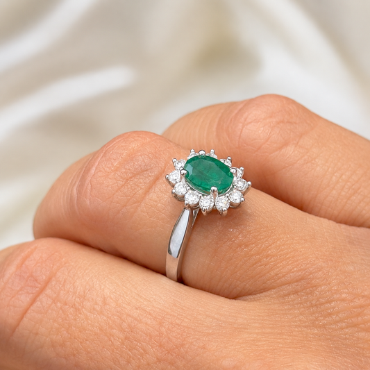 Anillo rosetón esmeralda