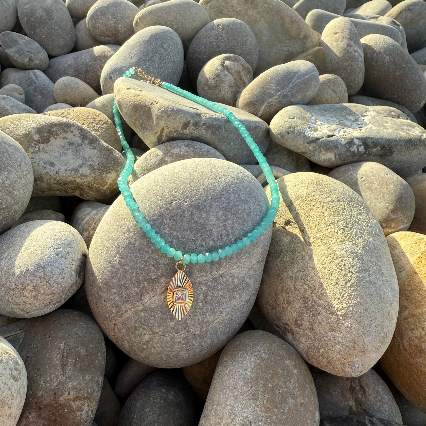 Collar cala dorado