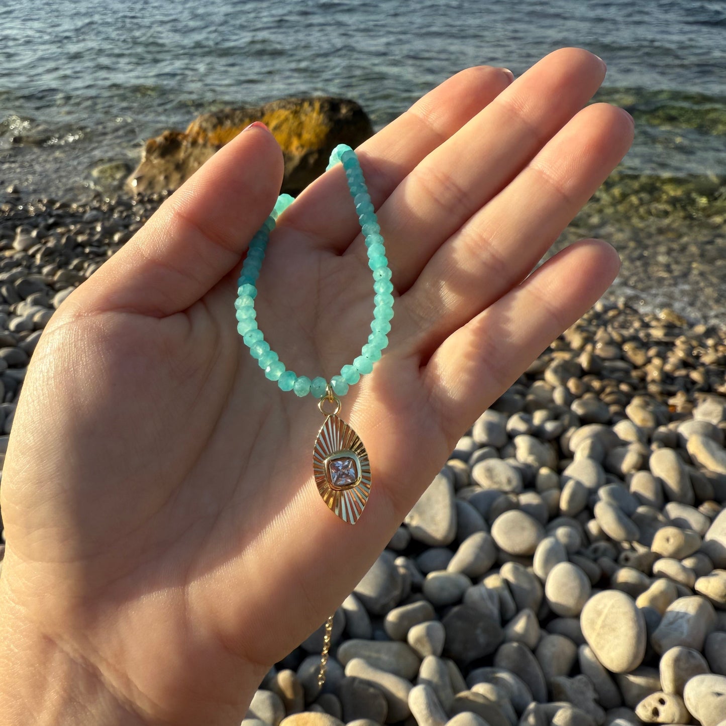 Collar cala dorado