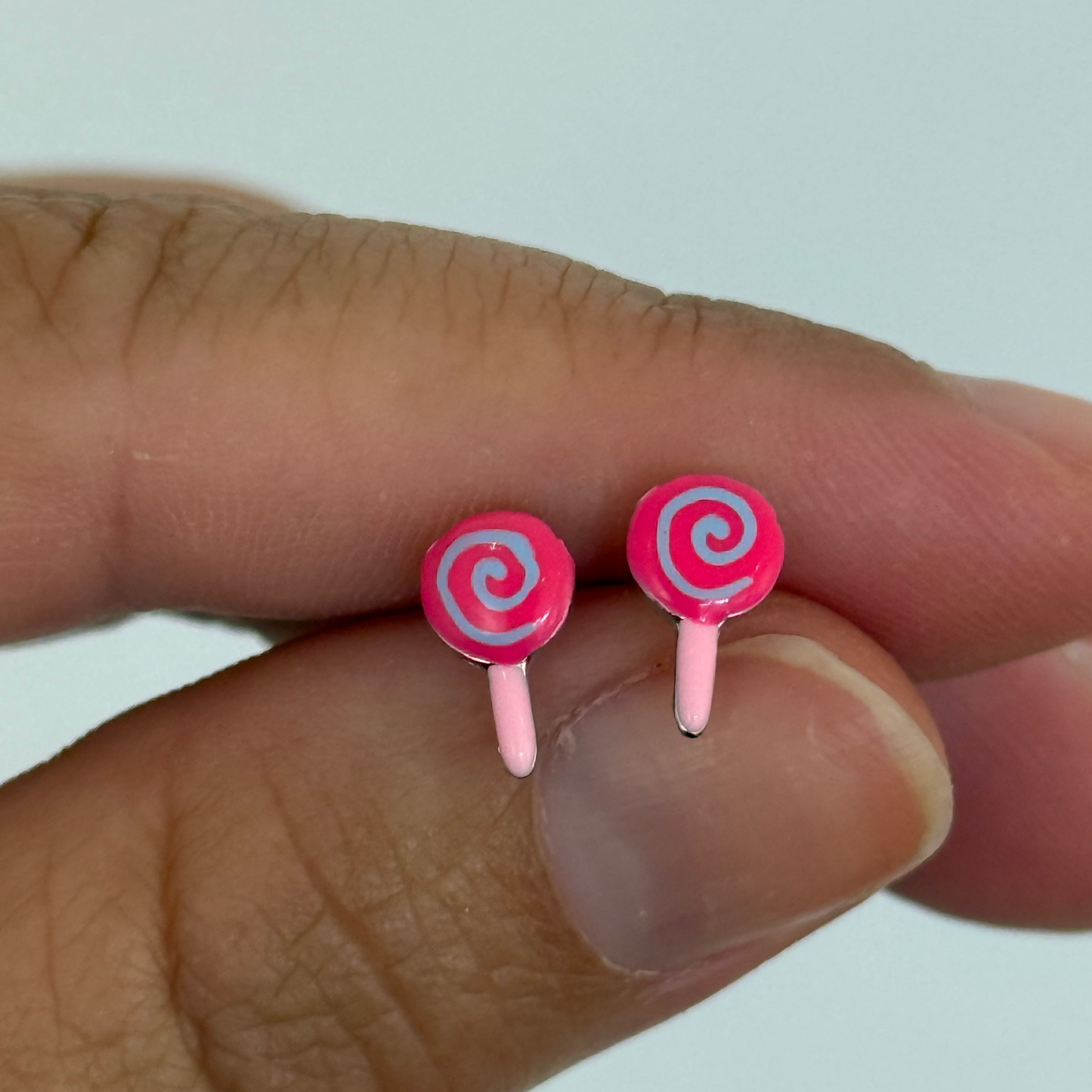 Pendientes niña