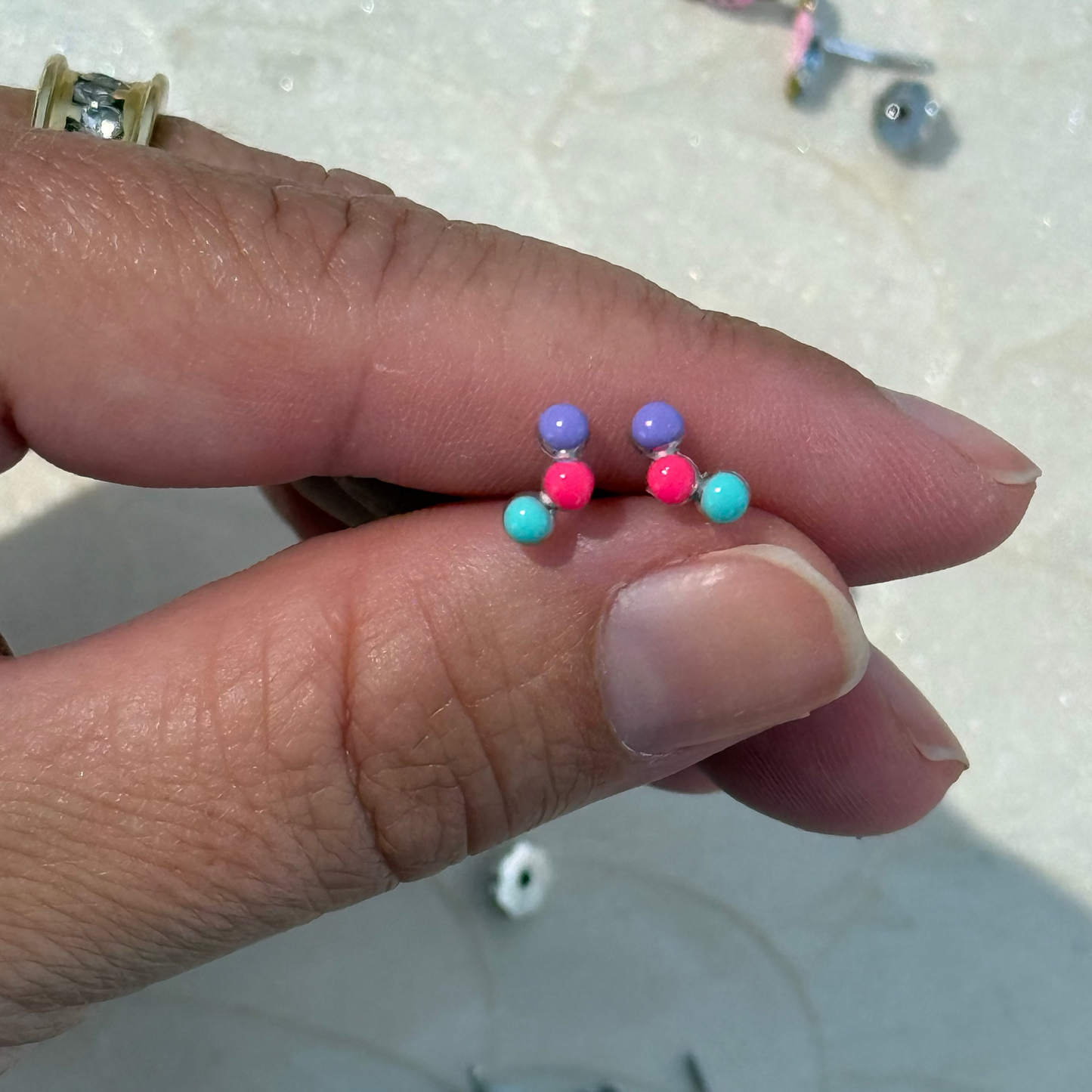 Pendientes niña