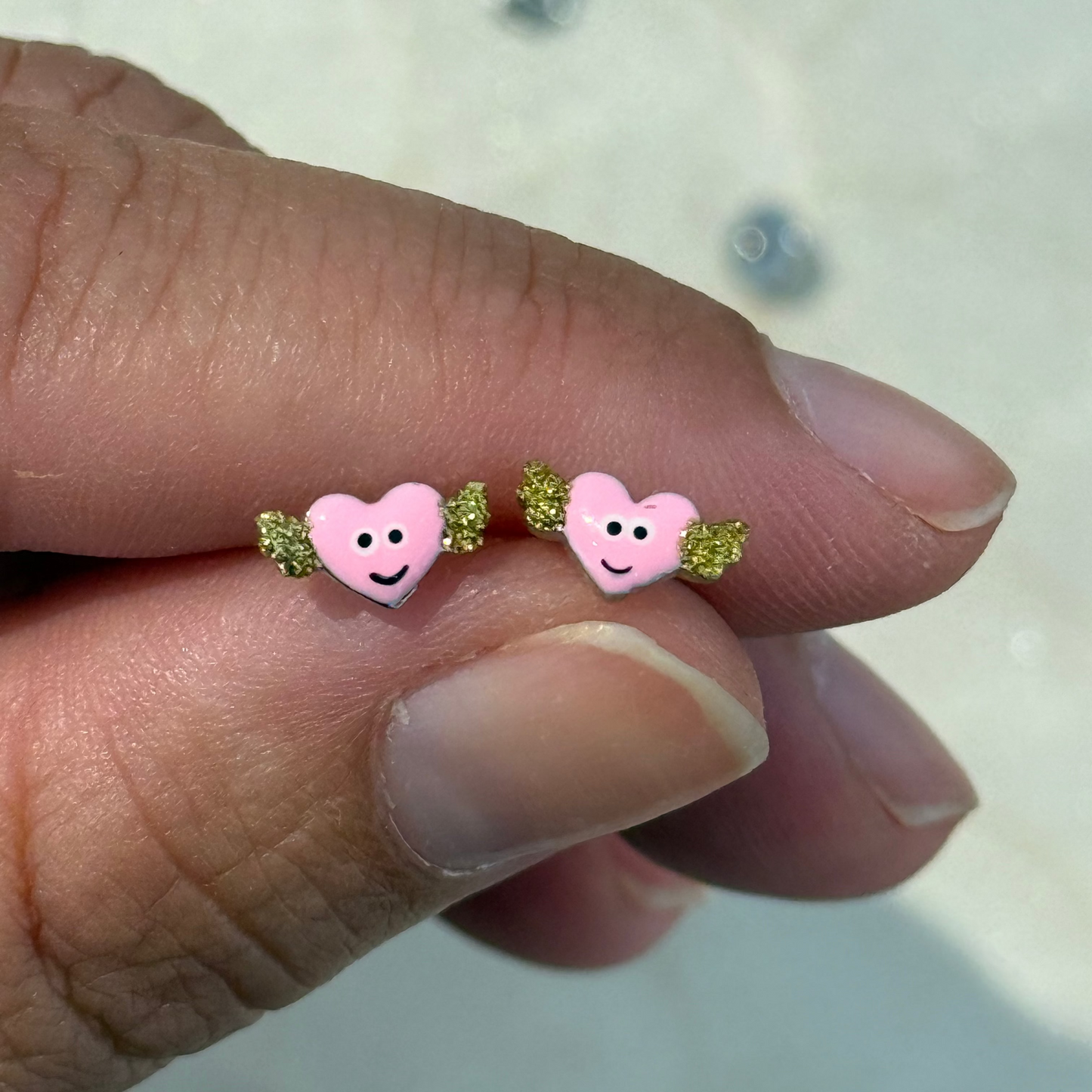Pendientes niña