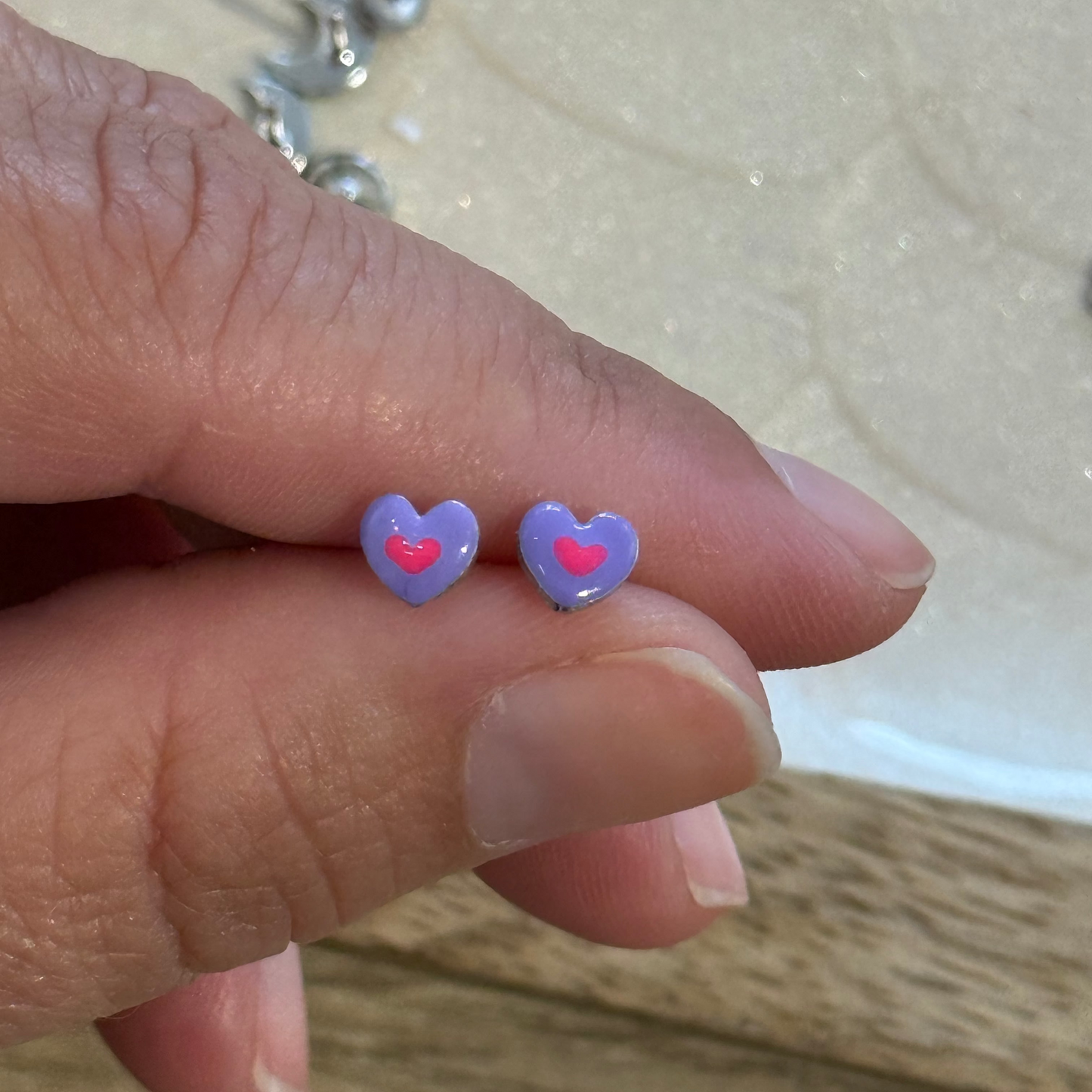 Pendientes niña