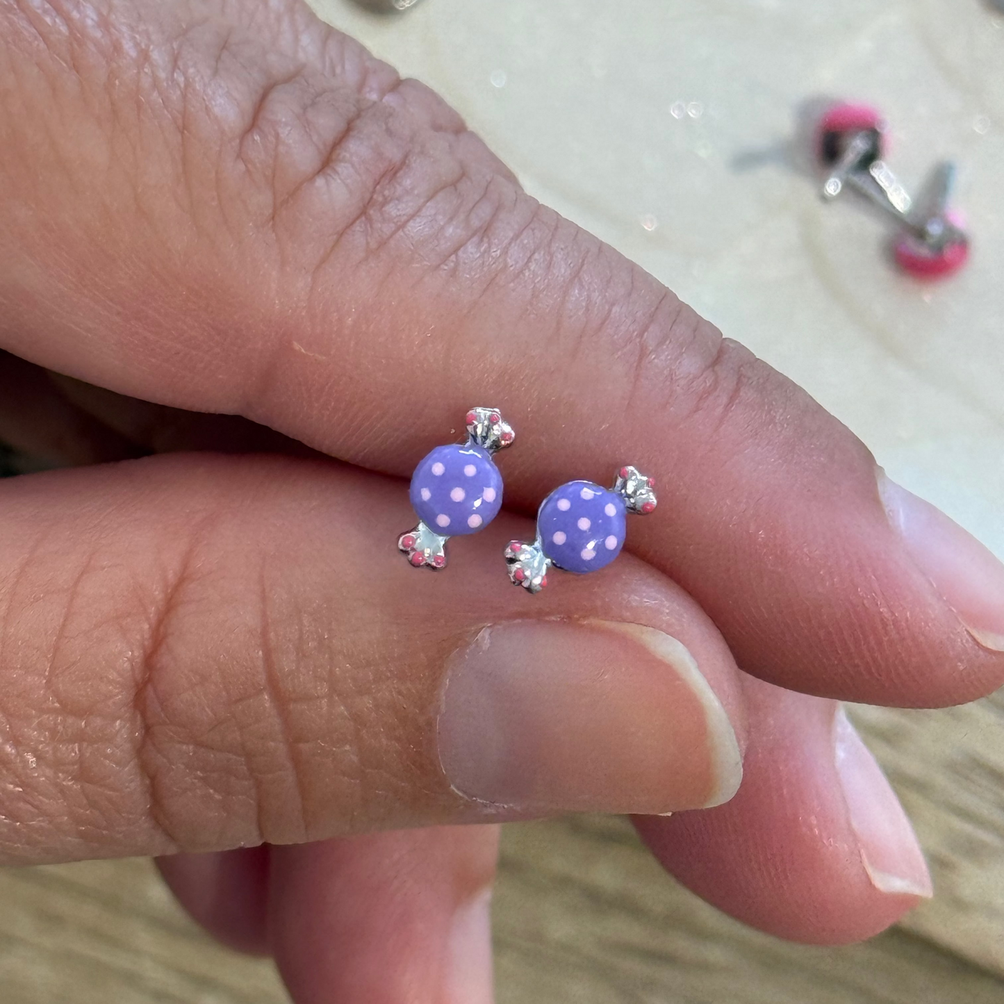 Pendientes niña